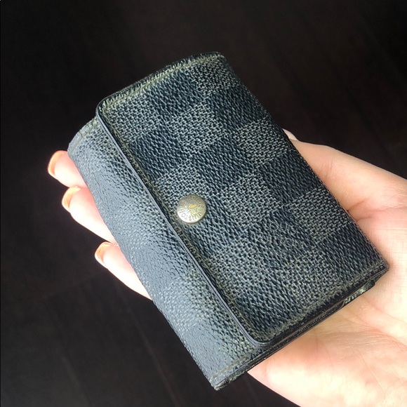 Louis Vuitton Handbags - Louis Vuitton Black Damier Key Case